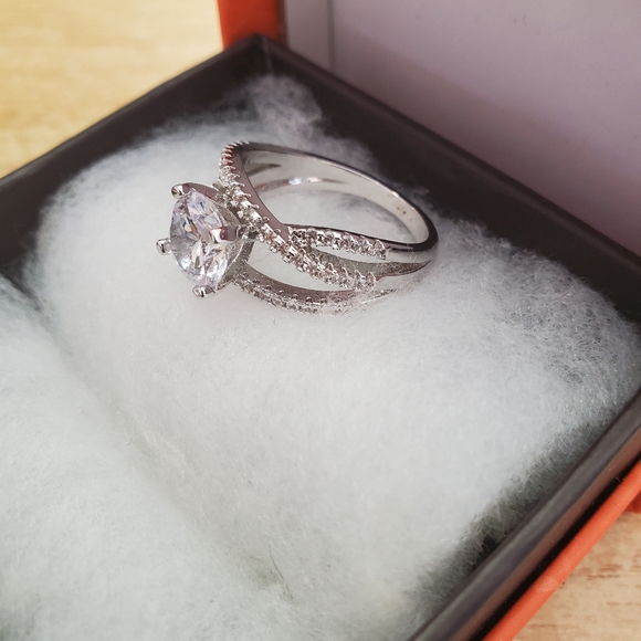 Ladies ring - Picture 4 of 4